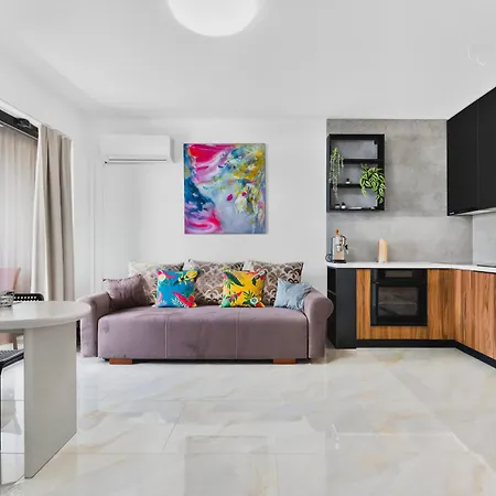 Luxe Private - Balcony & View * Bratislava