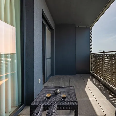 Luxe Private - Balcony & View * Bratislava